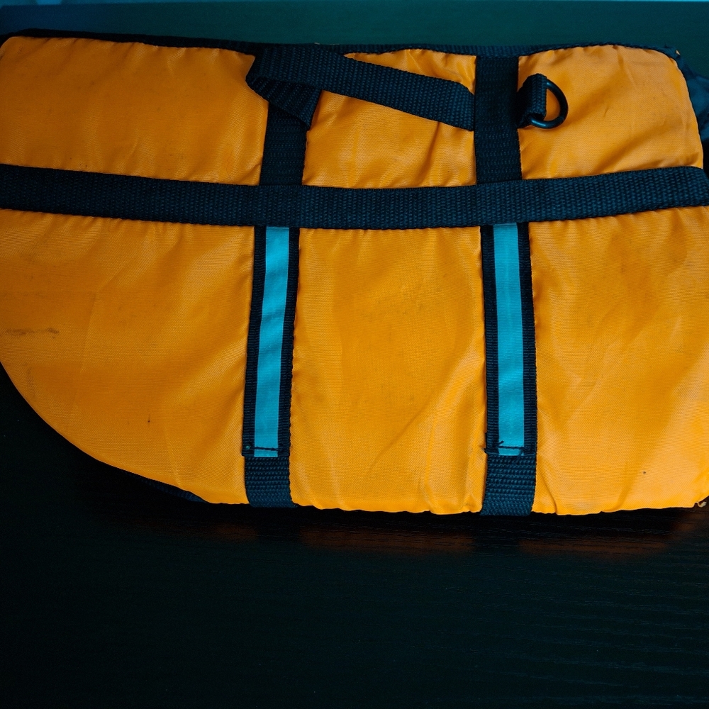 Small Dog Life Jacket - Picture 4 of 9